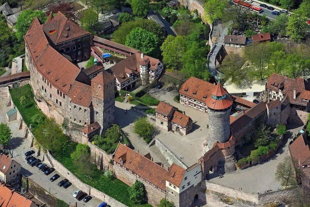 Duerer-Hotel Nürnberg 4*,
